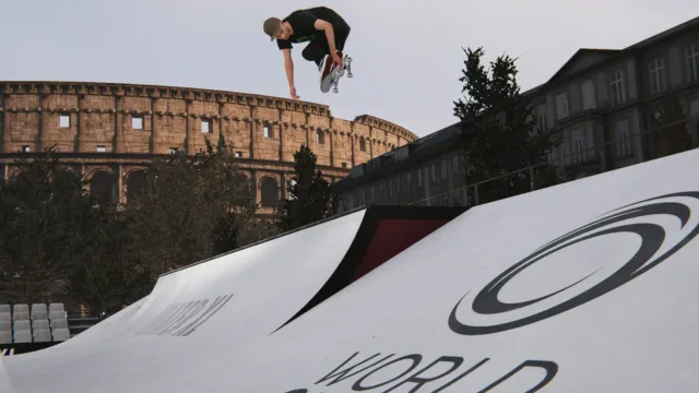 Skater XL - The Ultimate Skateboarding Game — a skateboarder above a curved ramp